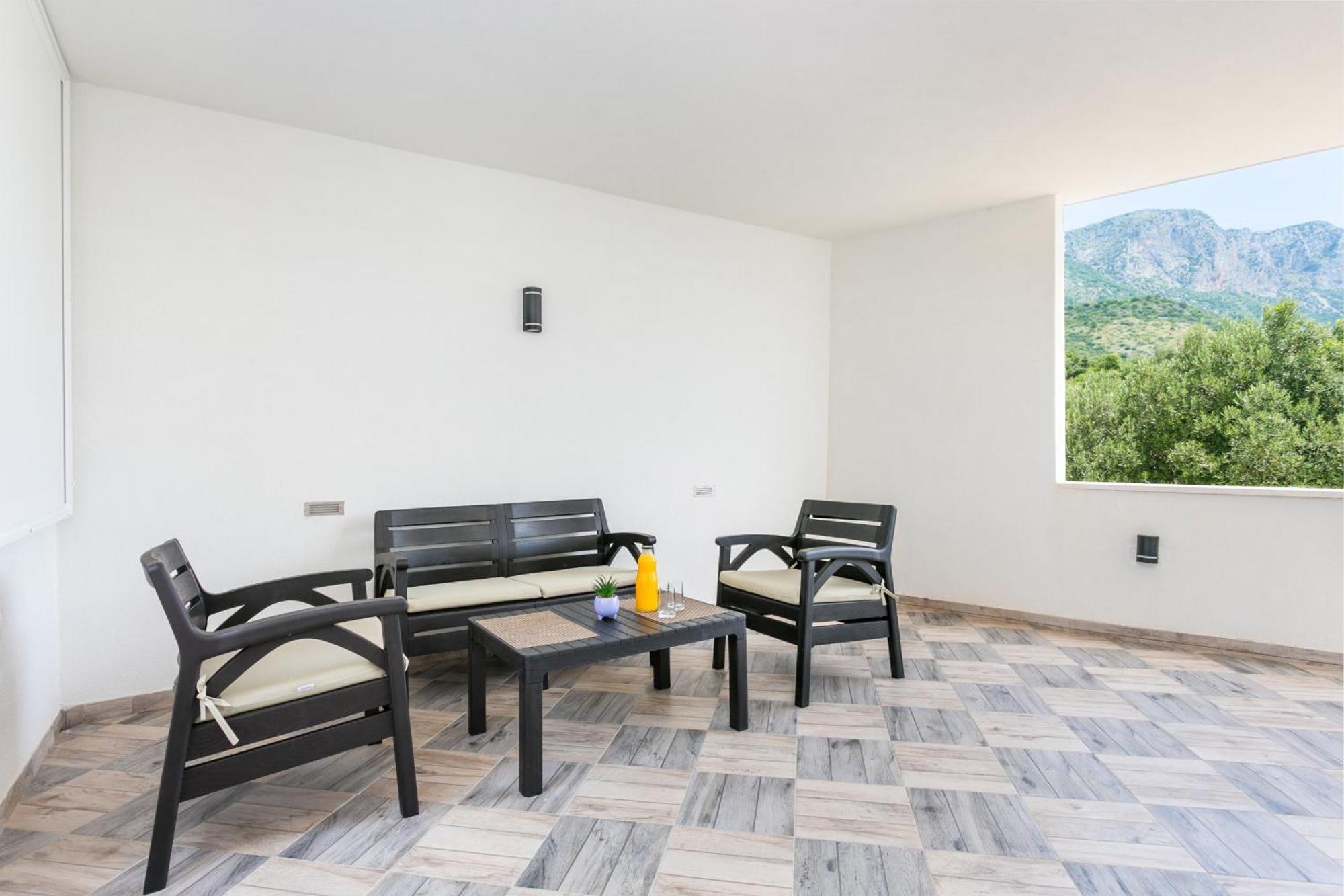 With A Parking Space Podaca, Makarska - 6736